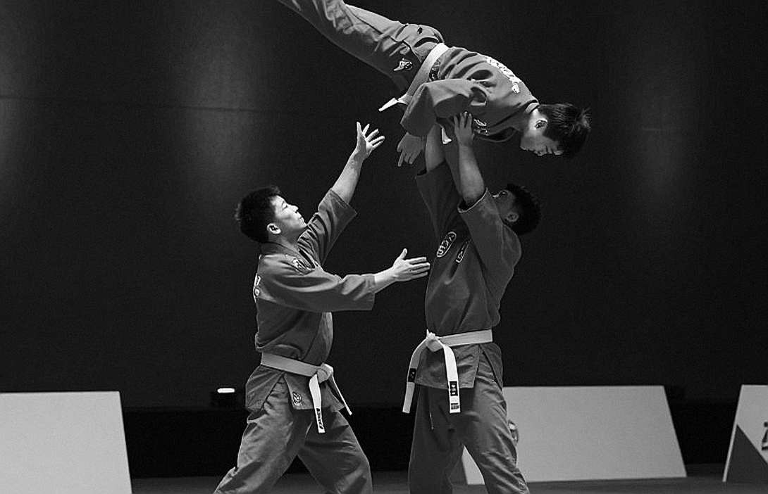 The Bronze Was Won in the Quarter-Final: Singapore's Épée Relay and Korea's Ten-Touch Wall The Bronze Was Won in the Quarter-Final: Singapore's Épée Relay and Korea's Ten-Touch Wall