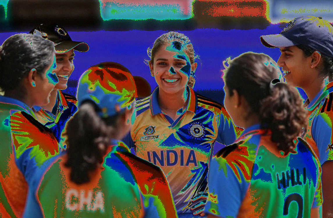 ৮১-৪ থেকে ৩০২-৯, তারপর ৬-৪০: রাওয়ালপিণ্ডির জয়টা পাকিস্তানের ব্যাটে লেখা হয়নি